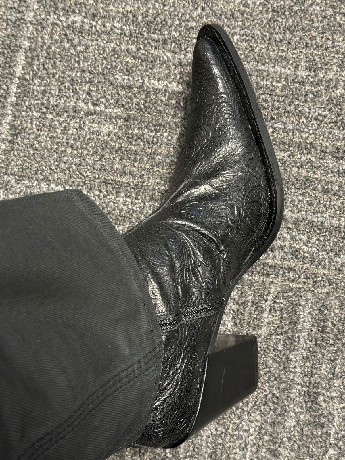 SILKY Carved Boots - Image 1