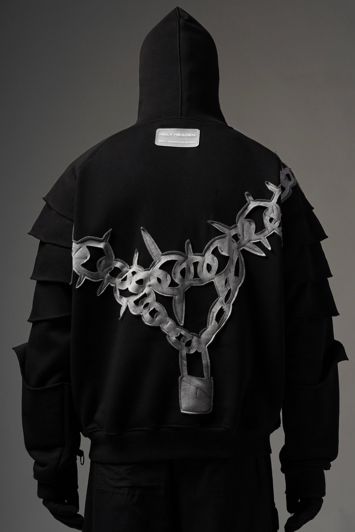 LATCHED TRIBAL HOODIE /30°