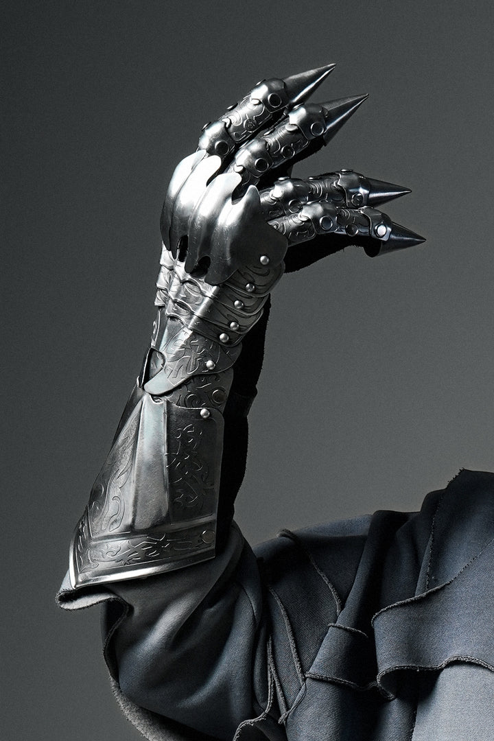 HEADEN’S GAUNTLETS