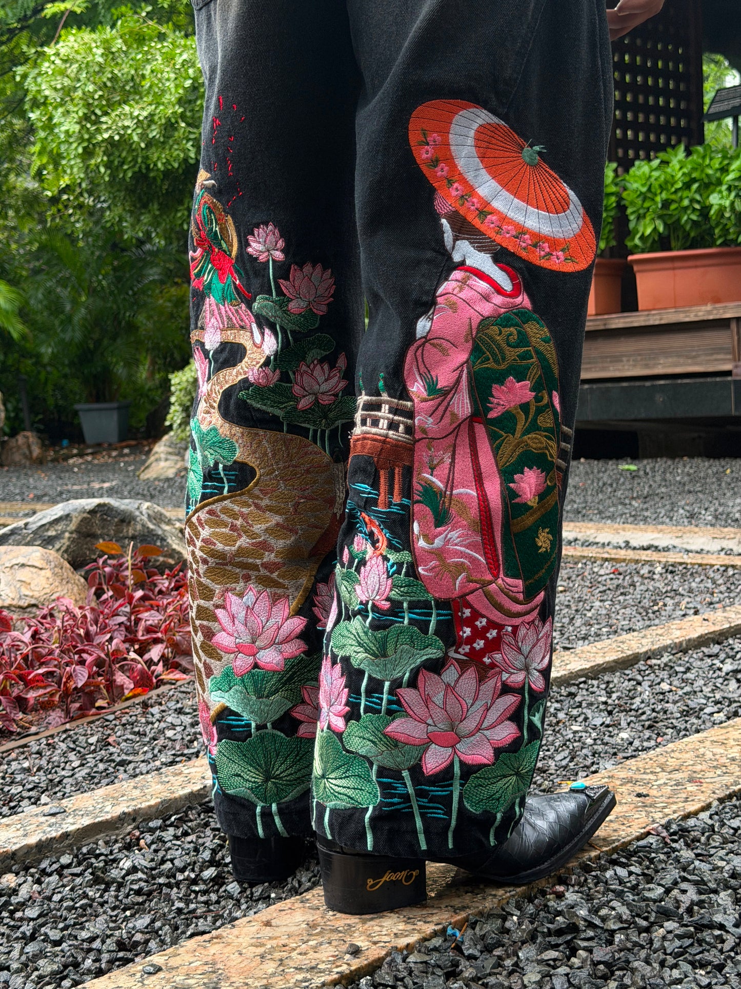 JAPANESE LADY DENIM