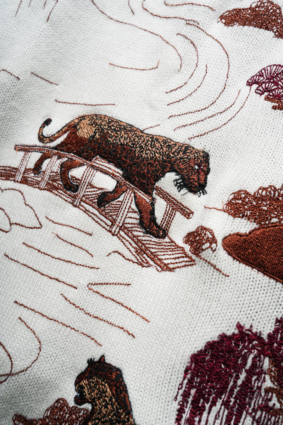 CHITA WOOLEN SWEATER