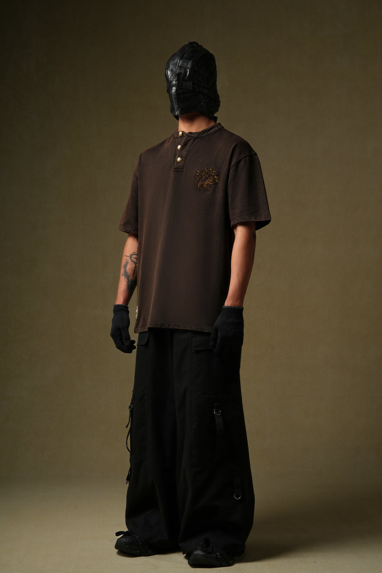 THE CARAVAN TEE°