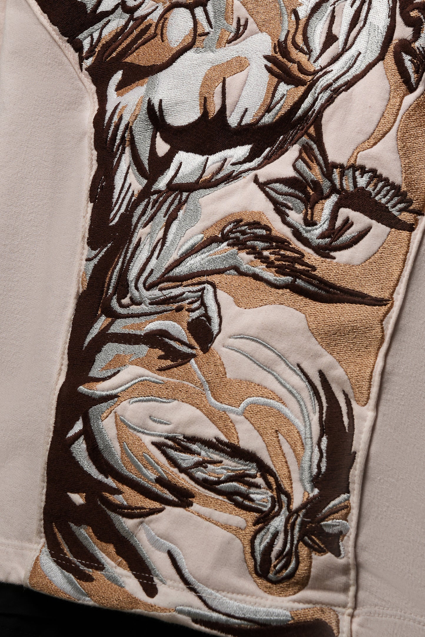 ARMOR: LONG SLEEVED°