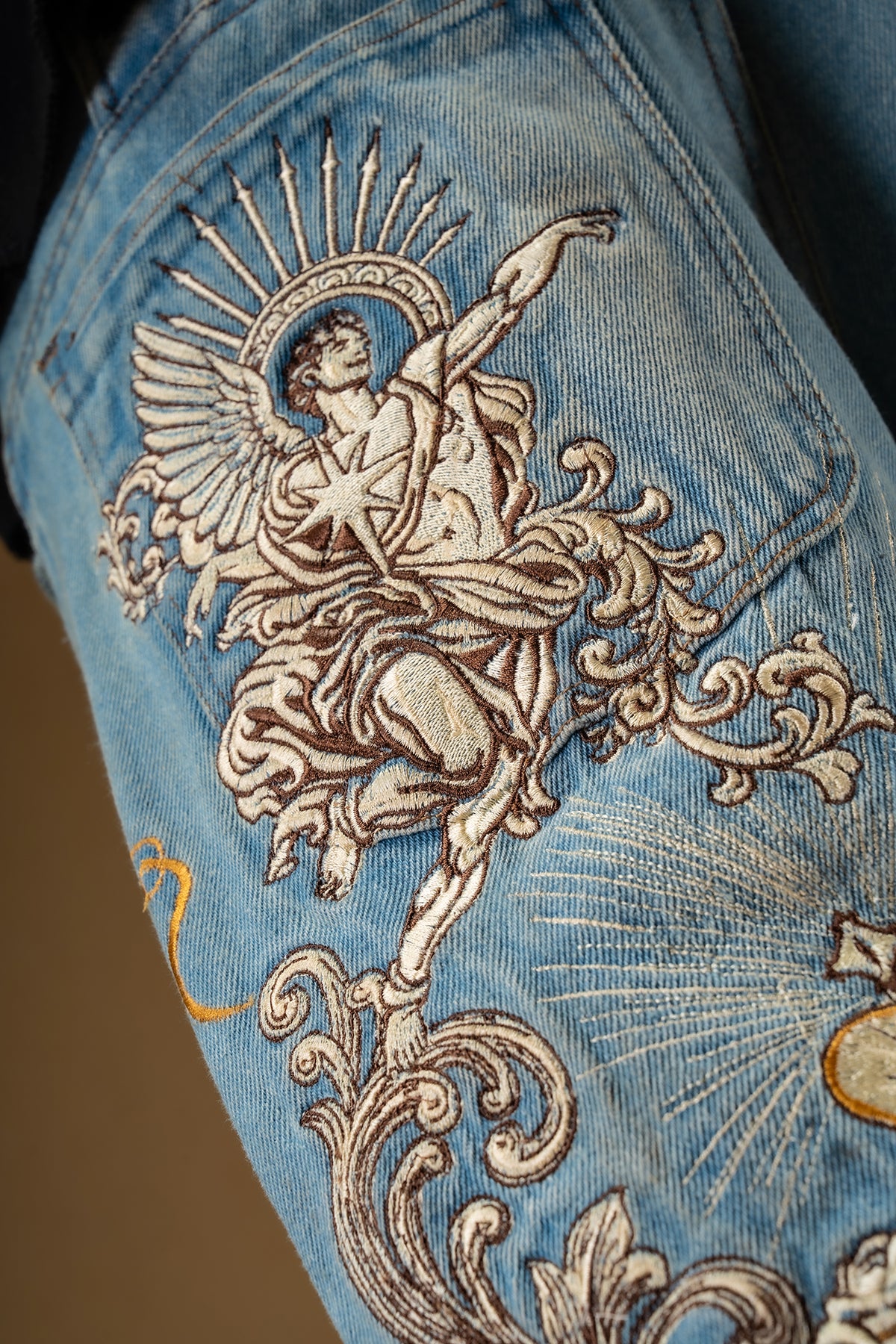 COLOSSEUM DENIM