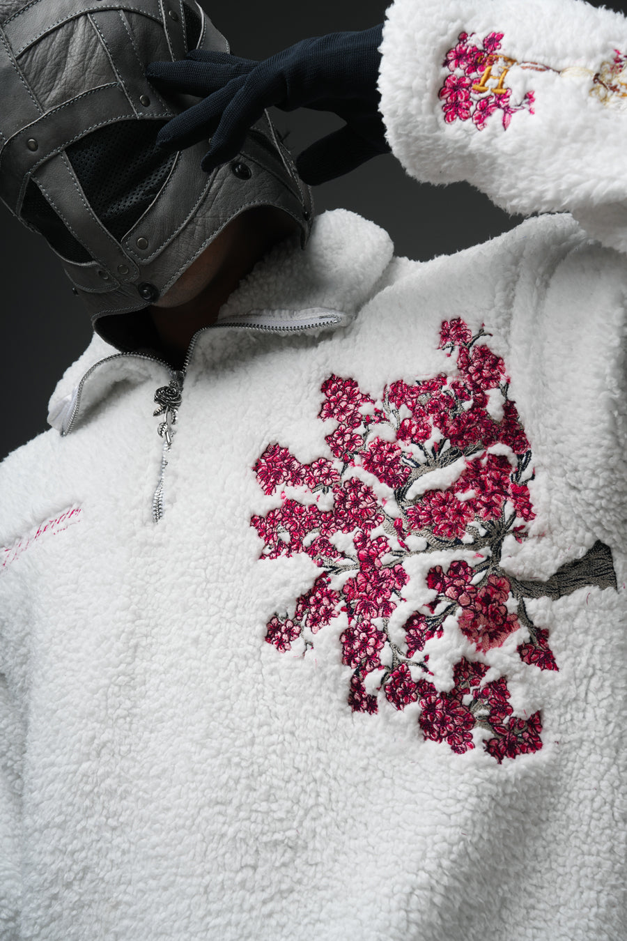 CHERRY RAION SWEATER