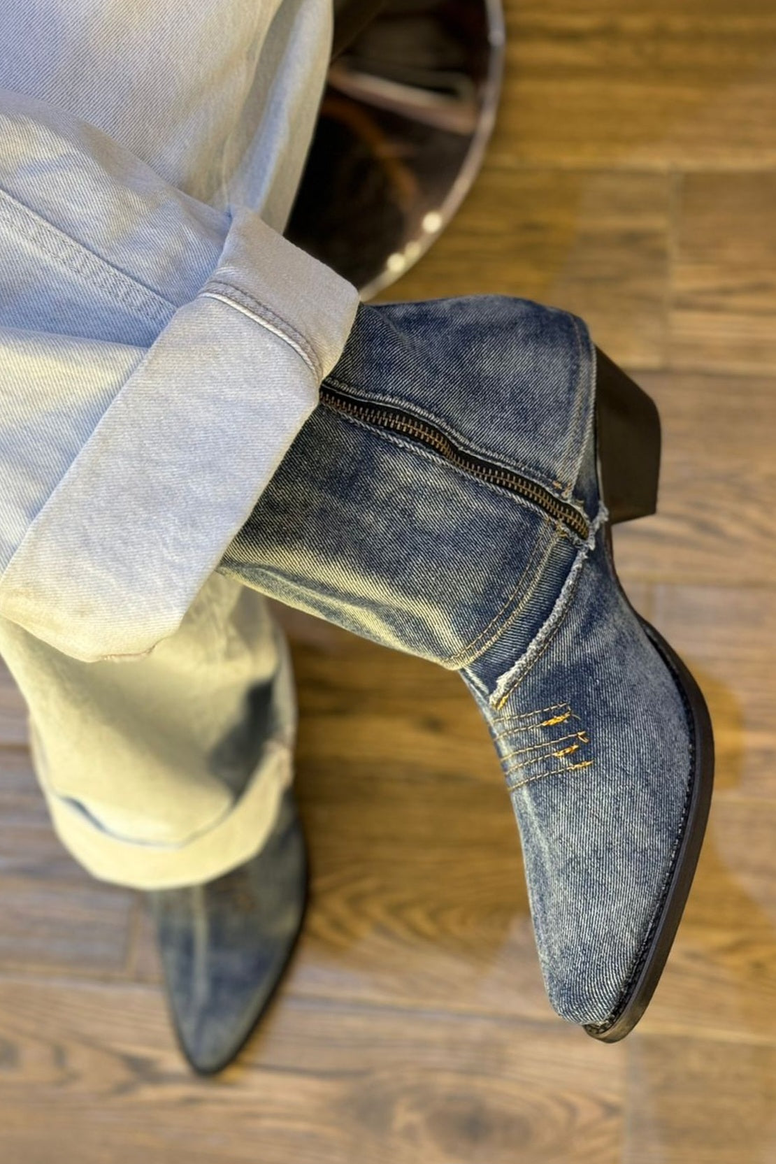 TRIBAL DENIM BOOTS /30°